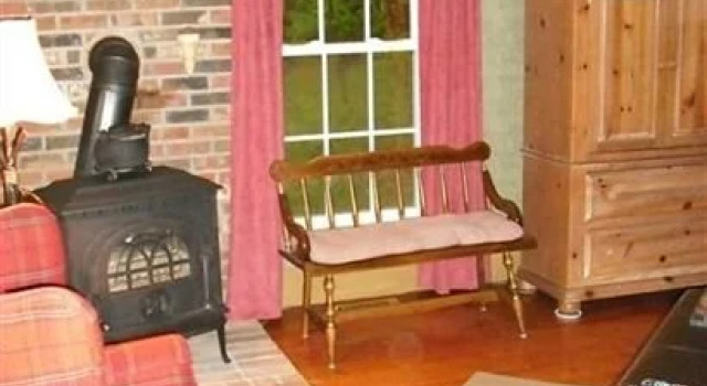 The Village House at Sutton Mills Bed and Breakfast, Boek Hotel Bradford Verenigde Staten