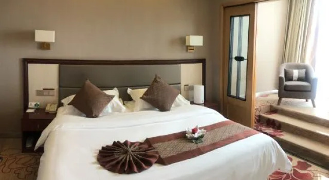 Люкс с красивым видом из окна Hui Yuan Hotel