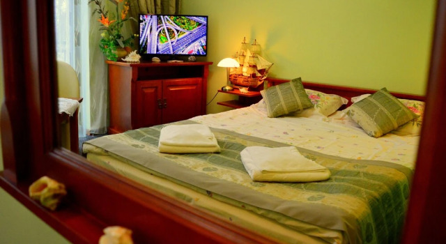 Двухместный номер Classic с балконом Hotel Spinaker