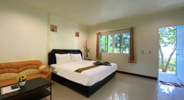 Семейный номер Standard с балконом Everest Resort Samui - SHA Plus