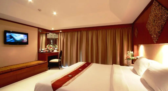 Двухместный номер Loft Wing Rayaburi Hotel, Patong