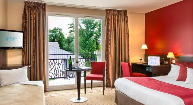Номер Standard Hôtel Best of Both - Divonne-les-Bains