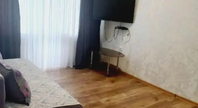 Apartment in center, International 32, Rezerwuj Apartament Hotele w North Kazakhstan Region z parkingiem, Parking