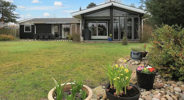 Коттедж 4 Star Holiday Home in Vaeggerlose