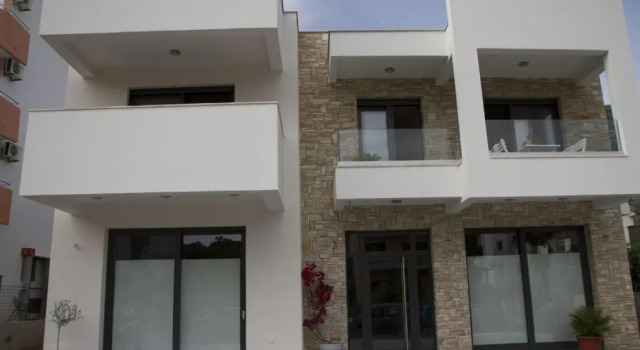 Apartments Brežanin, Book Apartment Hotels in Sutomore with Breakfast, Breakfasts