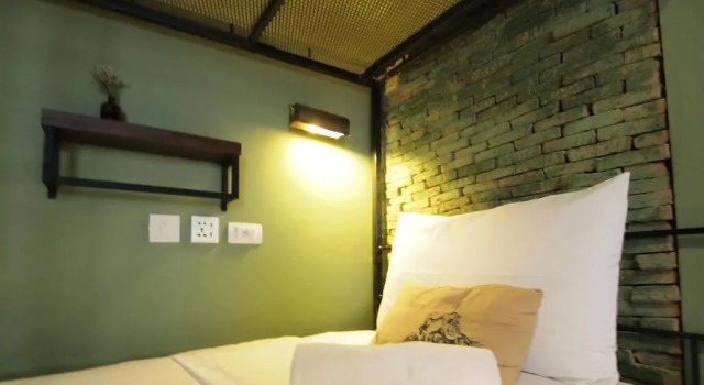 Кровать в общем номере Niras Bankoc Hostel