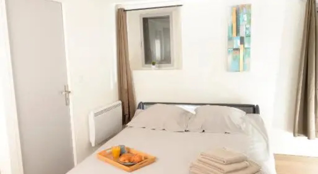 Dominici 3 - CahorsCityStay-Parking WIFI NETFLIX