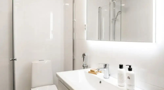 New stylish 1br in the heart of the city, Забронировать Отель Тампере Западная Финляндия, рядом с Finnish Hockey Hall of Fame
