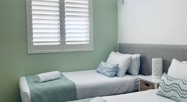 Апартаменты с 3 комнатами с балконом и с видом на океан Ocean Views Resort Caloundra