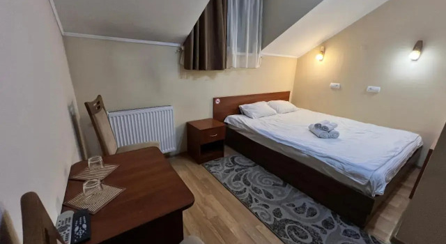 Pallada Motel, Réserver Motel Pasiky-Zubryts'ki 