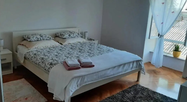 Modern Luxury 2-bedroom apt With Balcony & Patio, Забронировать Отель Риека Приморско-Горанская жупания