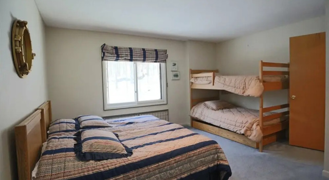 Private Home Close to Loon Mountain, Sleeps Families up to 14! - Cb127l