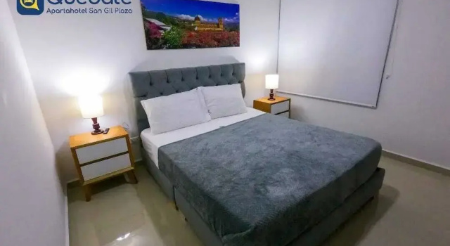 Семейные апартаменты с видом на горы Quedate Apartahotel San Gil Plaza