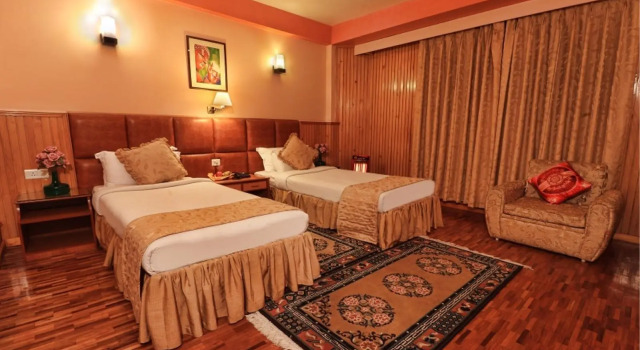 Yarlam Resort
