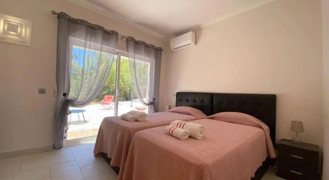 Villa "Oasis"- C, Забронировать Вилла Отели Албуфейра 3 звезды, рядом с Пляж Эваристо, 3*