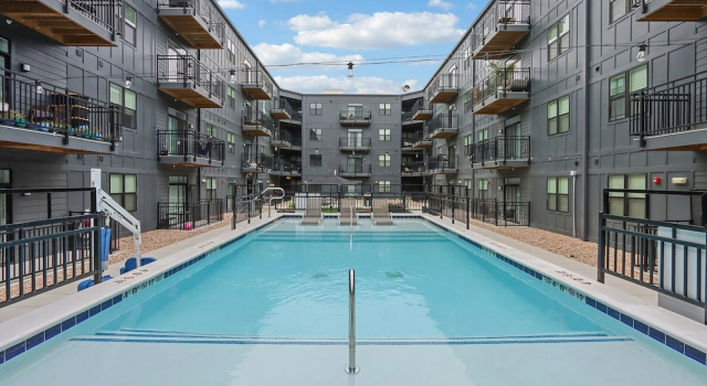 Апартаменты с 2 комнатами Landing Apartments near IU Health