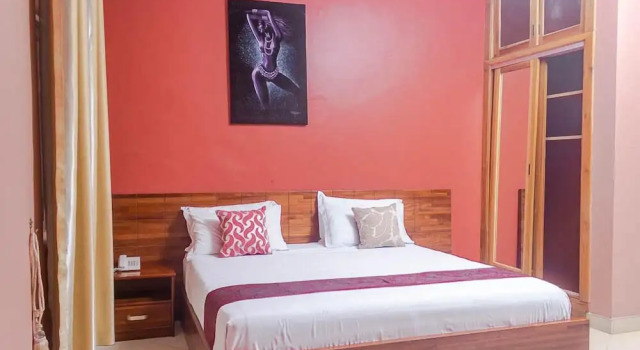 Одноместный номер Deluxe с балконом Triple Hill Hotel