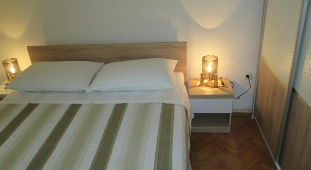 Velin Apartment, Prenota Appartamento Splitska 