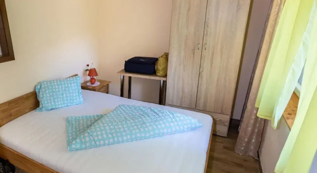 Bungalow by Lake Ossiach With Mountain Views, Buchen Sie Ferienhaus Ossiach Ossiacher See