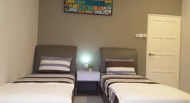 Коттедж Laman Kurnia Holiday House