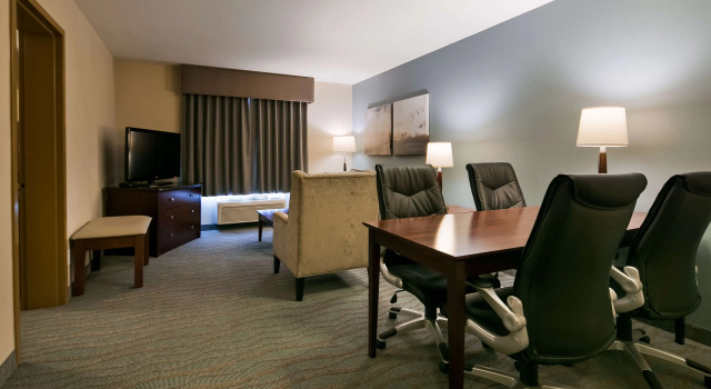 Best Western Rocky Mountain House, Prenota Hotel Hotel a Alberta con piscina, Piscina
