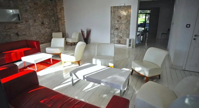 Unique villa Mojito with extra large pool in Rovinj for up to 12 persons, 6 bedrooms