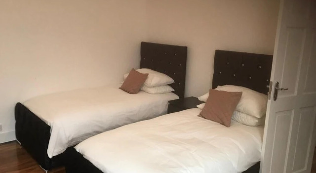 96 Rochester Street, Book Hotel Rochester Kent