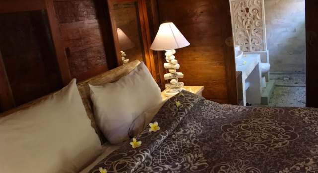 Вилла с балконом Rambutan Hotel