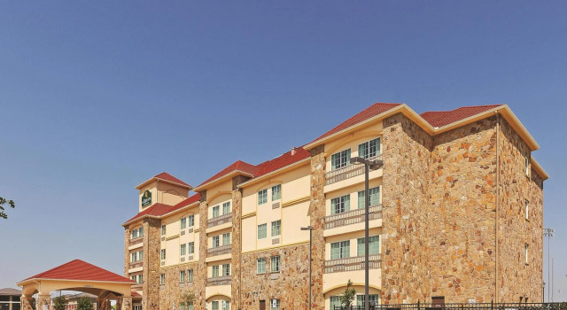 Четырёхместный номер Standard La Quinta by Wyndham McKinney