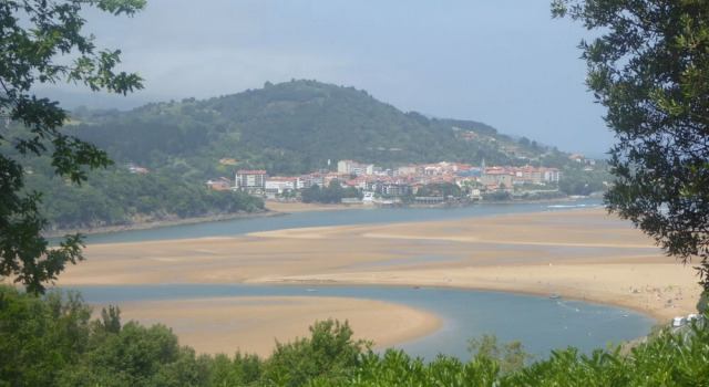 Urdaibai km0, Varaa Hotelli Busturia 