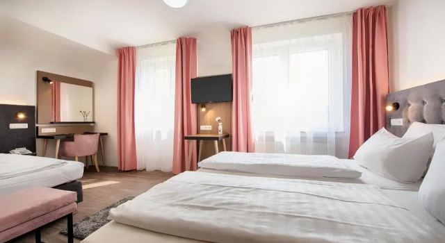 Трёхместный номер Standard Home Hotel