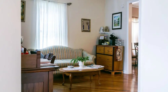 The Rose Petal Inn, Забронировать Отель Дженива Seneca Lake Wine Trail