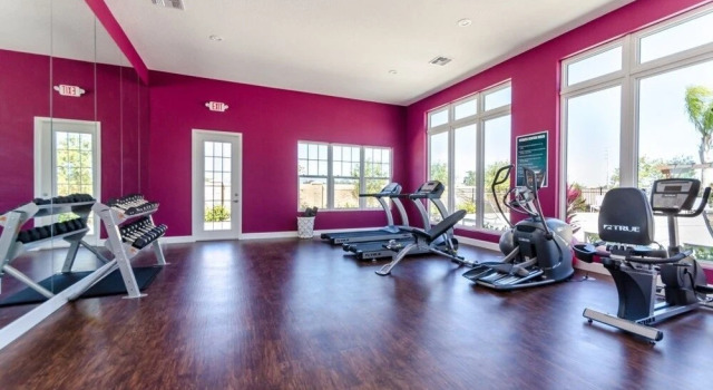 Amazing TownHouse! West Lucaya - 8903SHINE