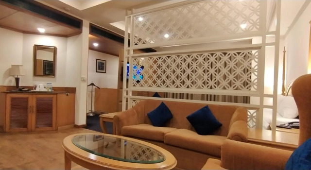 Grand Riviera, Забронировать Отель Джамму Джамму и Кашмир