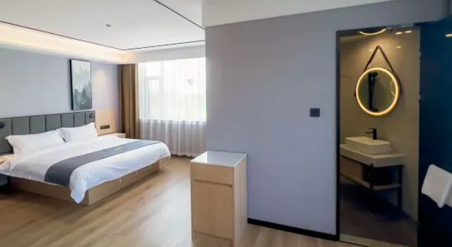Люкс Business GreenTree Inn Express Hotel (Dongying North Second Road Branch)