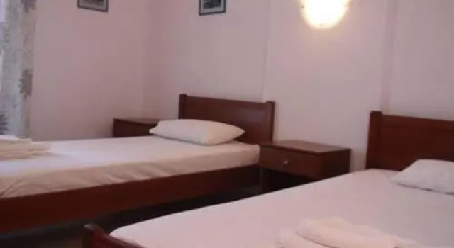 Venia Apartments, Book Apartment Afitos 