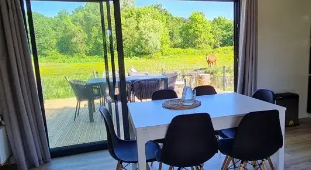 Charming Ecolodge in a Quiet Area, Heated Pool All Year Charente-Maritime, Reserva ahora Hotel Hoteles en Aquitania con piscina, Piscina