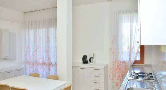 Spacious Flat With Fireplace Terrace, Prenota Appartamento Hotel a Veneto con parcheggio, Parcheggio