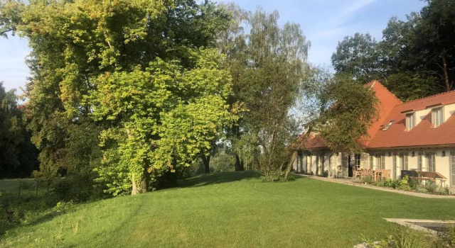 Riedhof 2, Book Hotel Hoteller i Upper Bavaria med parkering, Parkering