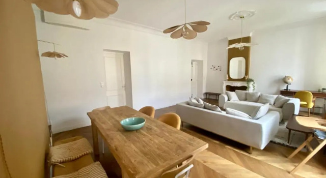 Апартаменты Appartement de maître T3 80m2 en plein centre.