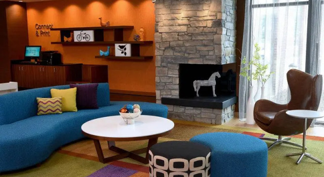 Кровать в общем номере Fairfield Inn & Suites by Marriott Omaha West