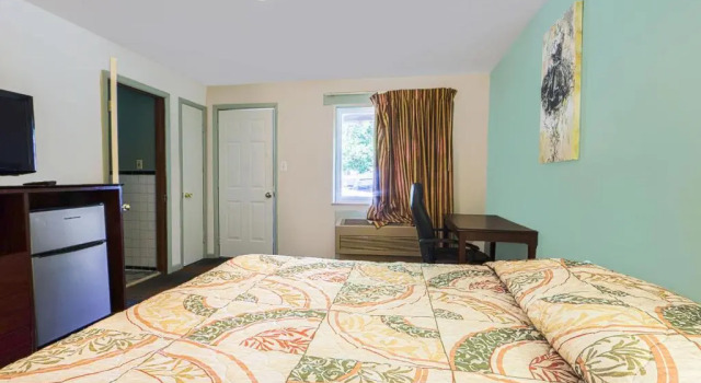 Номер Standard Travelers Inn by OYO Beaver, Hwy 19