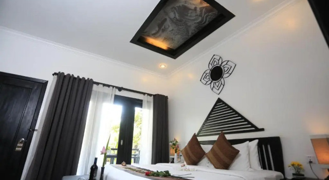 Двухместный номер Deluxe с видом на бассейн Khmer Mansion Boutique Hotel