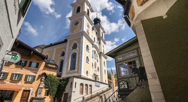 Luxury Chalet with Infrared Sauna near Ski Area in Tyrol