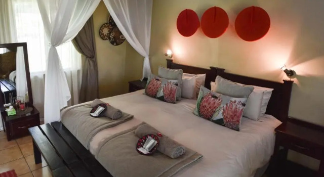 Шале с 2 комнатами с красивым видом из окна African Spirit Game Lodge