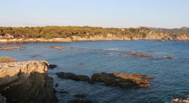 33 Avenue Joseph Roumanille, Rezervasyon Daire Var coast otoparklı oteller, Otopark