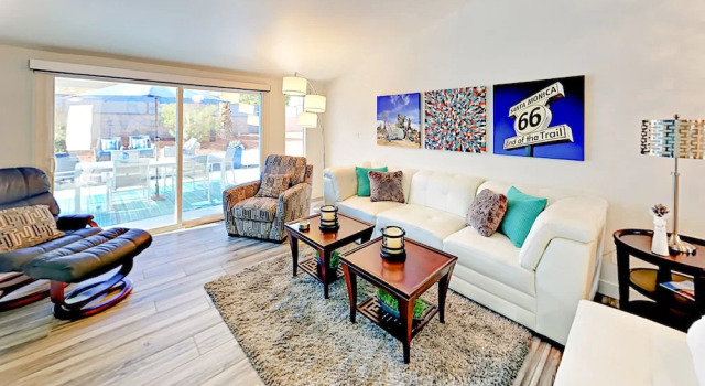 N Nogales - 3 Br Home, Забронировать Дом для отпуска Палм-Спрингс Coachella Valley, рядом с Desert Regional Medical Center