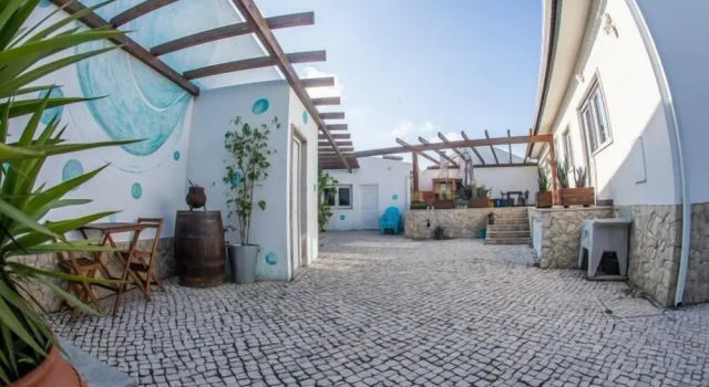 Студия Economy Furnaka Eco Village