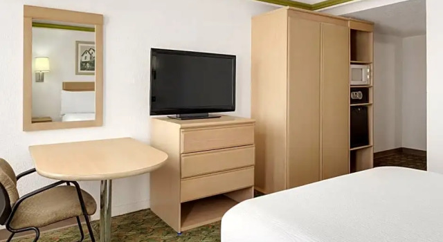 Двухместный номер Standard с красивым видом из окна Hotel Monterrey Macroplaza