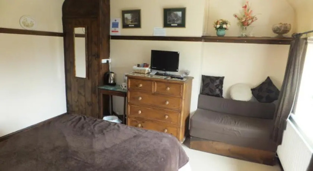 Brecks Cottage Bed and Breakfast, Varaa Lomakoti Mökit kohteessa Merseyside, Mökki